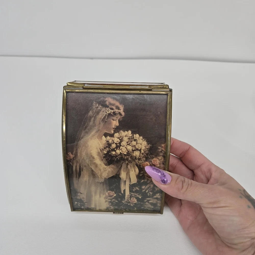 VTG Enesco Bride‎ Brass Trinket Box Hand Crafted Glass Made In MEXICO MCM